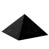 Šungit, Karélie Šungitová pyramida 6 x 6 cm